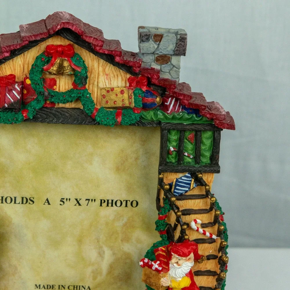 Grandeur Noel Santa Workshop Photo Frame 5x7 Christmas Holiday Decor Resin 2000